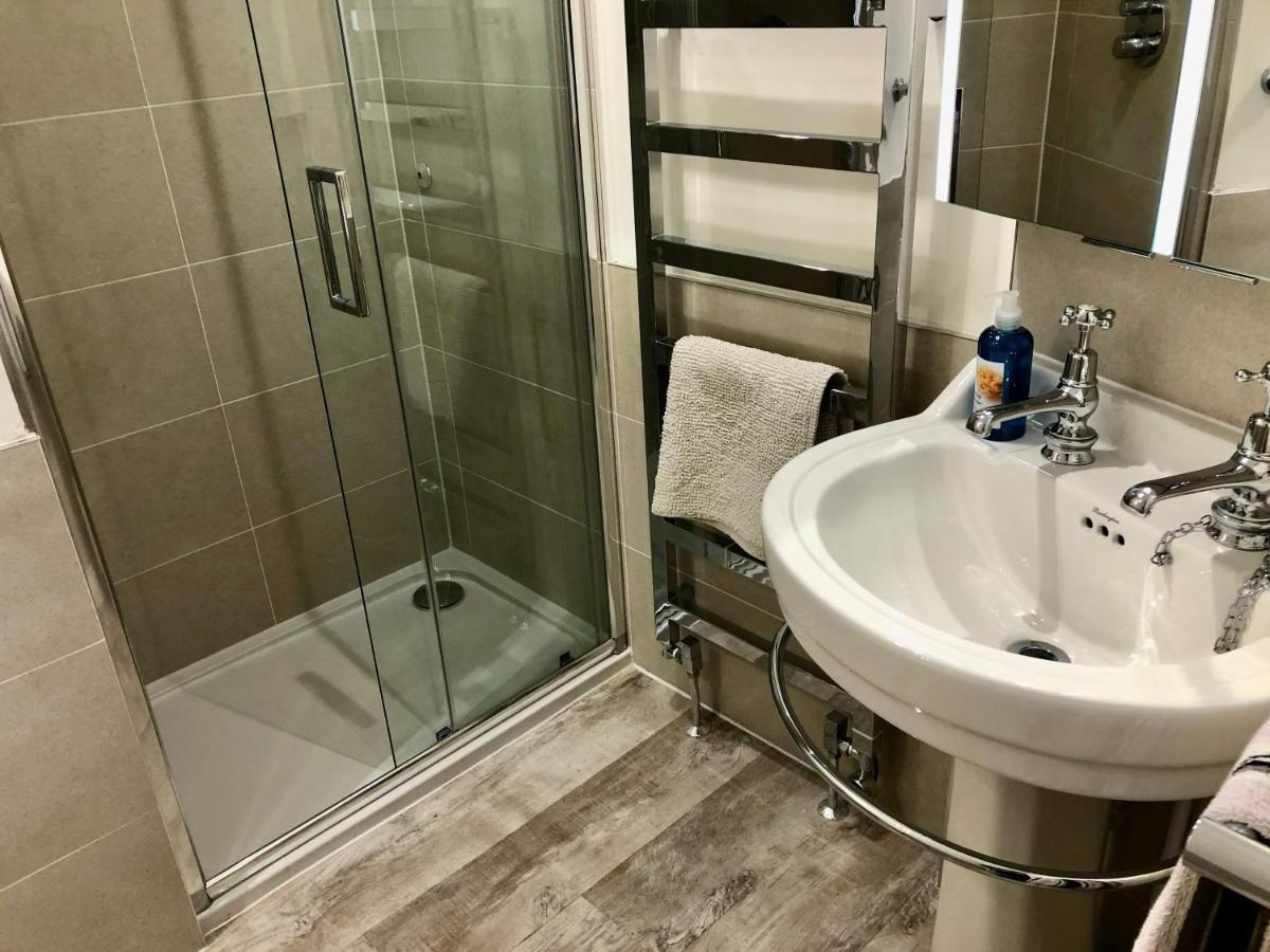 Lauras Townhouse Apartments Lansdown Slope Townhouse 바스 외부 사진