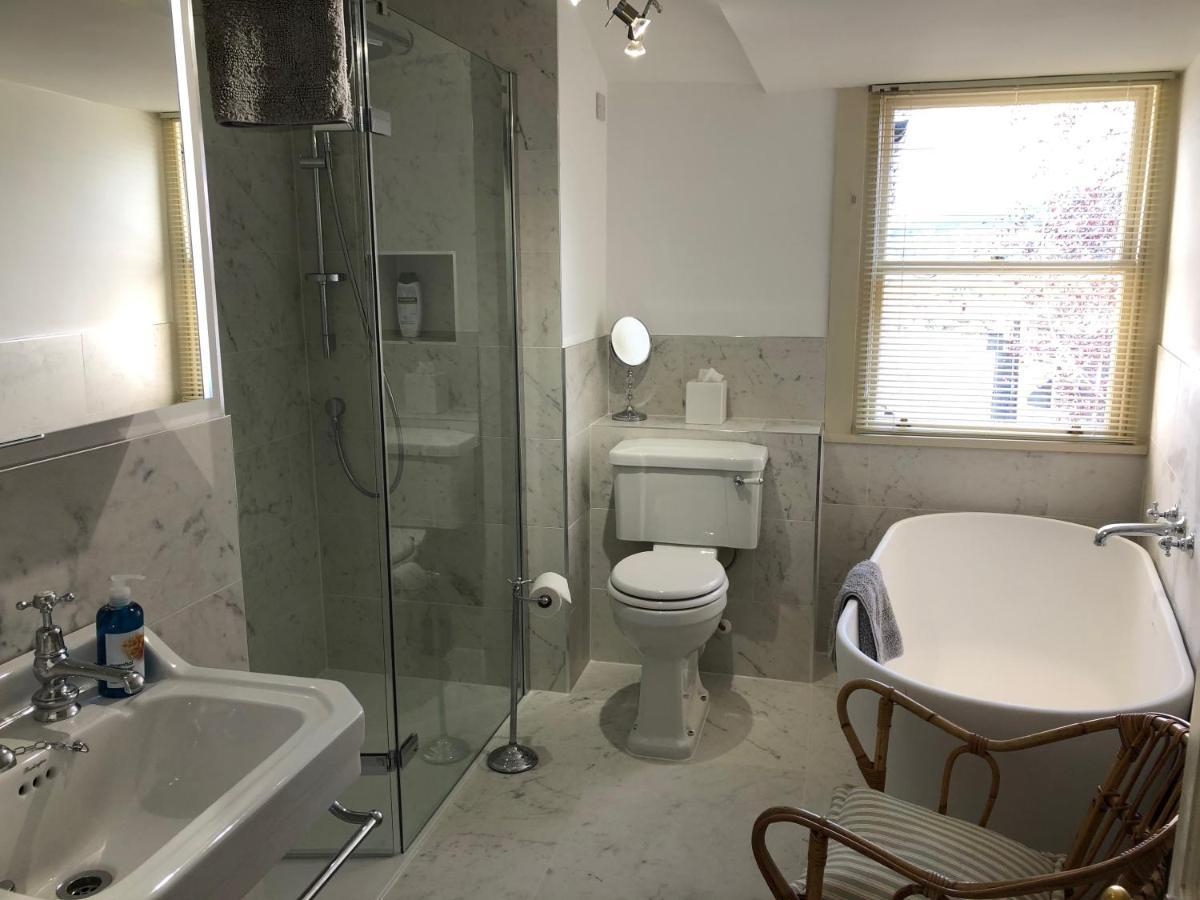 Lauras Townhouse Apartments Lansdown Slope Townhouse 바스 외부 사진